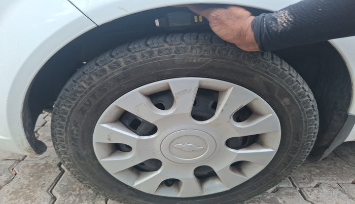 2011 Chevrolet Spark LT 1.0, Petrol, Manual, 9,069 km, tyre