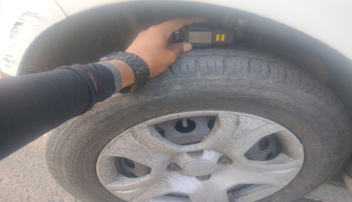 2015 Ford Ecosport AMBIENTE 1.5L DIESEL, Diesel, Manual, 53,952 km, tyre