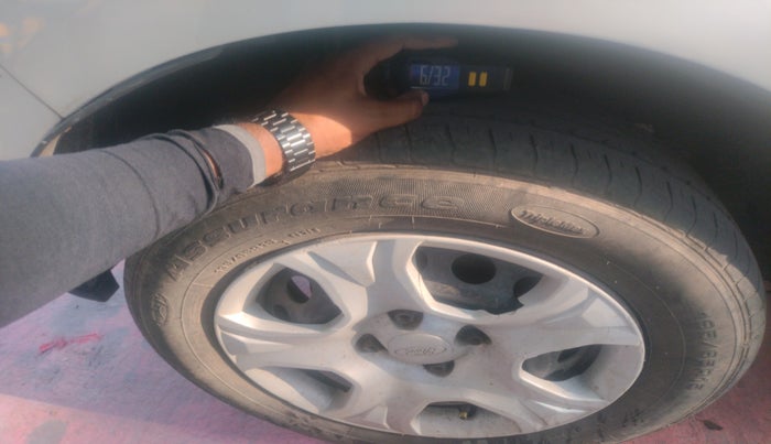 2015 Ford Ecosport AMBIENTE 1.5L DIESEL, Diesel, Manual, 53,952 km, tyre