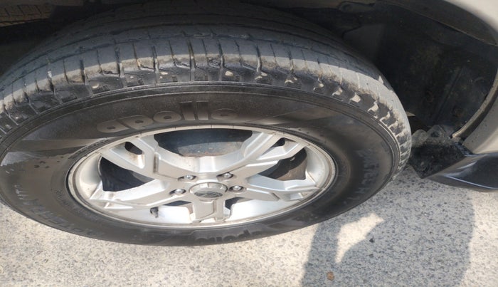 2014 Mahindra Scorpio S10, Diesel, Manual, 1,38,235 km, tyre