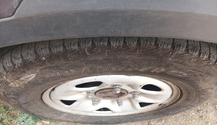 2018 Tata Hexa XE 4X2 6 STR, Diesel, Manual, 1,42,743 km, tyre