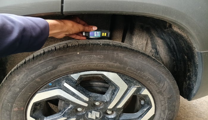 2023 Maruti BREZZA ZXI + SMART HYBRID, Petrol, Manual, 1,596 km, tyre