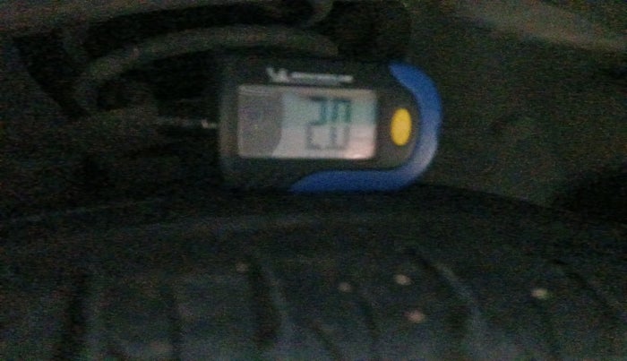 2012 Ford Fiesta STYLE DIESEL, Diesel, Manual, 1,36,639 km, tyre