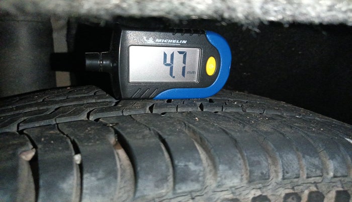 2012 Ford Fiesta STYLE DIESEL, Diesel, Manual, 1,36,639 km, tyre