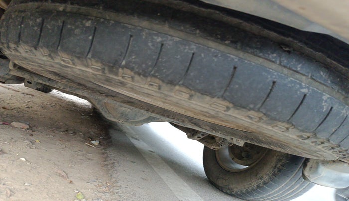 2015 Mitsubishi Pajero Sport 2.5 AT 4X2, Diesel, Automatic, 1,17,293 km, tyre