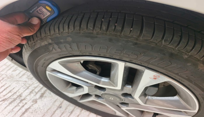 2022 Tata TIGOR XZA PLUS PETROL, Petrol, Automatic, 6,689 km, tyre