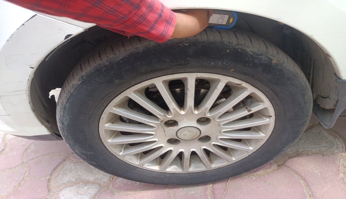 2014 Tata Zest XT 90PS DIESEL, Diesel, Manual, 1,18,942 km, tyre