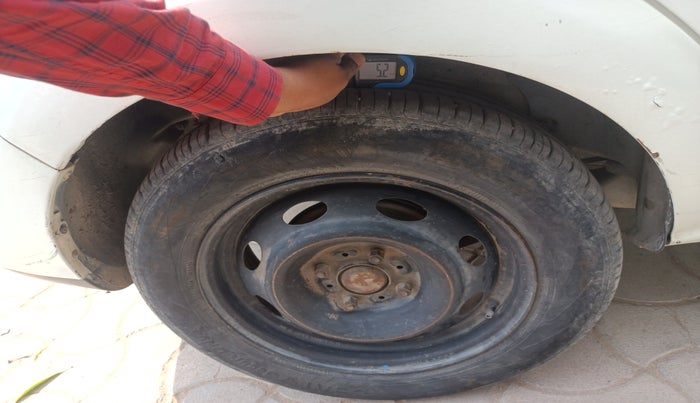 2014 Tata Zest XT 90PS DIESEL, Diesel, Manual, 1,18,942 km, tyre