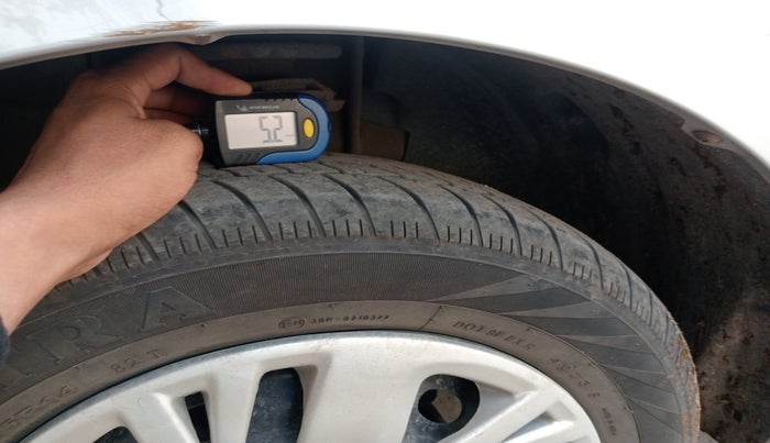 2016 Tata Tiago XT PETROL, Petrol, Manual, 72,542 km, tyre