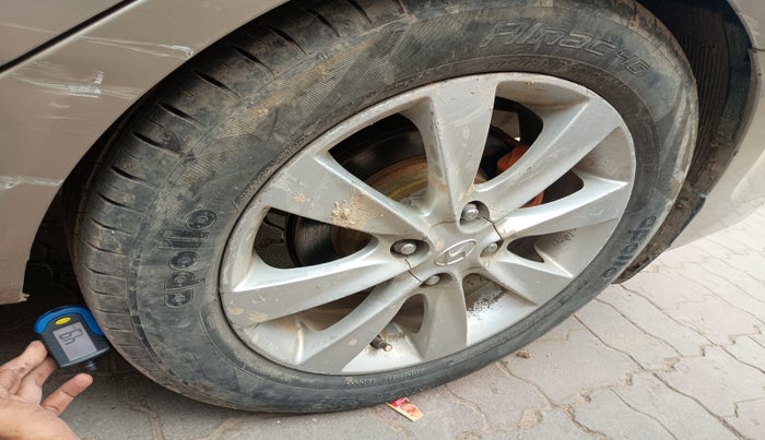 2012 Hyundai Verna FLUIDIC 1.6 VTVT SX, Petrol, Manual, 96,900 km, tyre