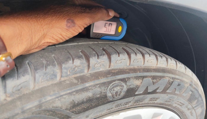 2020 KIA SONET HTX 1.0 IMT, Petrol, Manual, 54,355 km, tyre