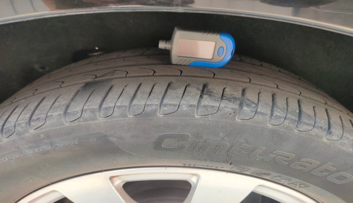 2015 Mercedes Benz E Class E250 CDI, Diesel, Automatic, 75,226 km, tyre