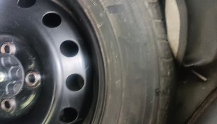 2018 Toyota Etios Liva VXD, Diesel, Manual, 80,608 km, tyre