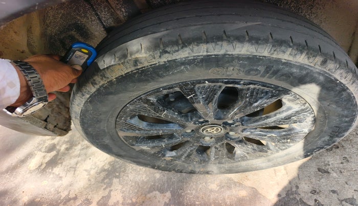 2022 Toyota URBAN CRUISER HIGH GRADE MT, Petrol, Manual, 7,50,000 km, tyre