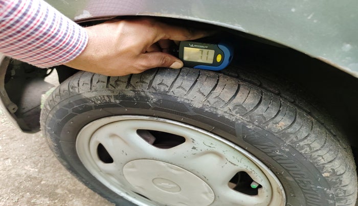 2011 Chevrolet Beat LT PETROL, Petrol, Manual, 1,79,561 km, tyre