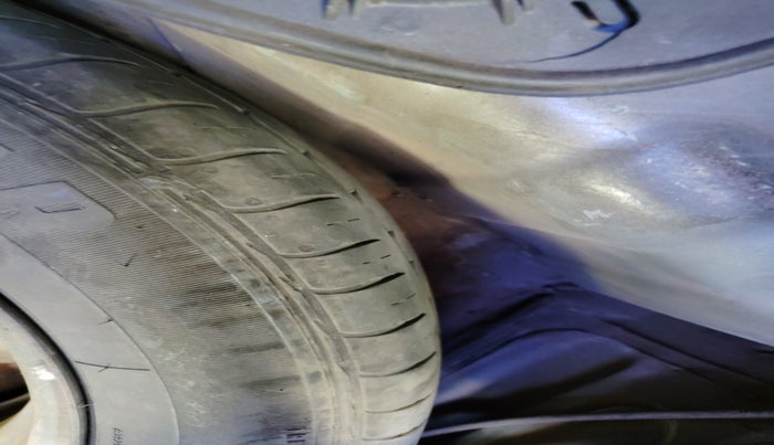 2011 Chevrolet Beat LT PETROL, Petrol, Manual, 1,79,561 km, tyre