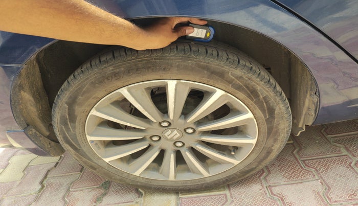 2018 Maruti Ciaz ALPHA 1.5 SHVS PETROL, Petrol, Manual, 75,275 km, tyre