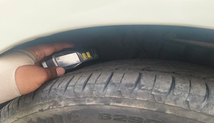 2018 Toyota YARIS VX CVT, Petrol, Automatic, 91,189 km, tyre