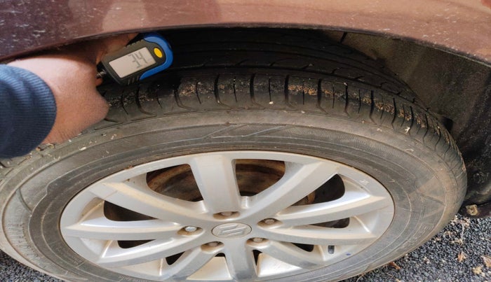 2010 Maruti SX4 ZXI, Petrol, Manual, 1,33,160 km, tyre