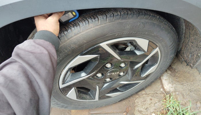 2024 KIA SONET HTK PLUS 1.5 DIESEL MT, Diesel, Manual, 19,798 km, tyre