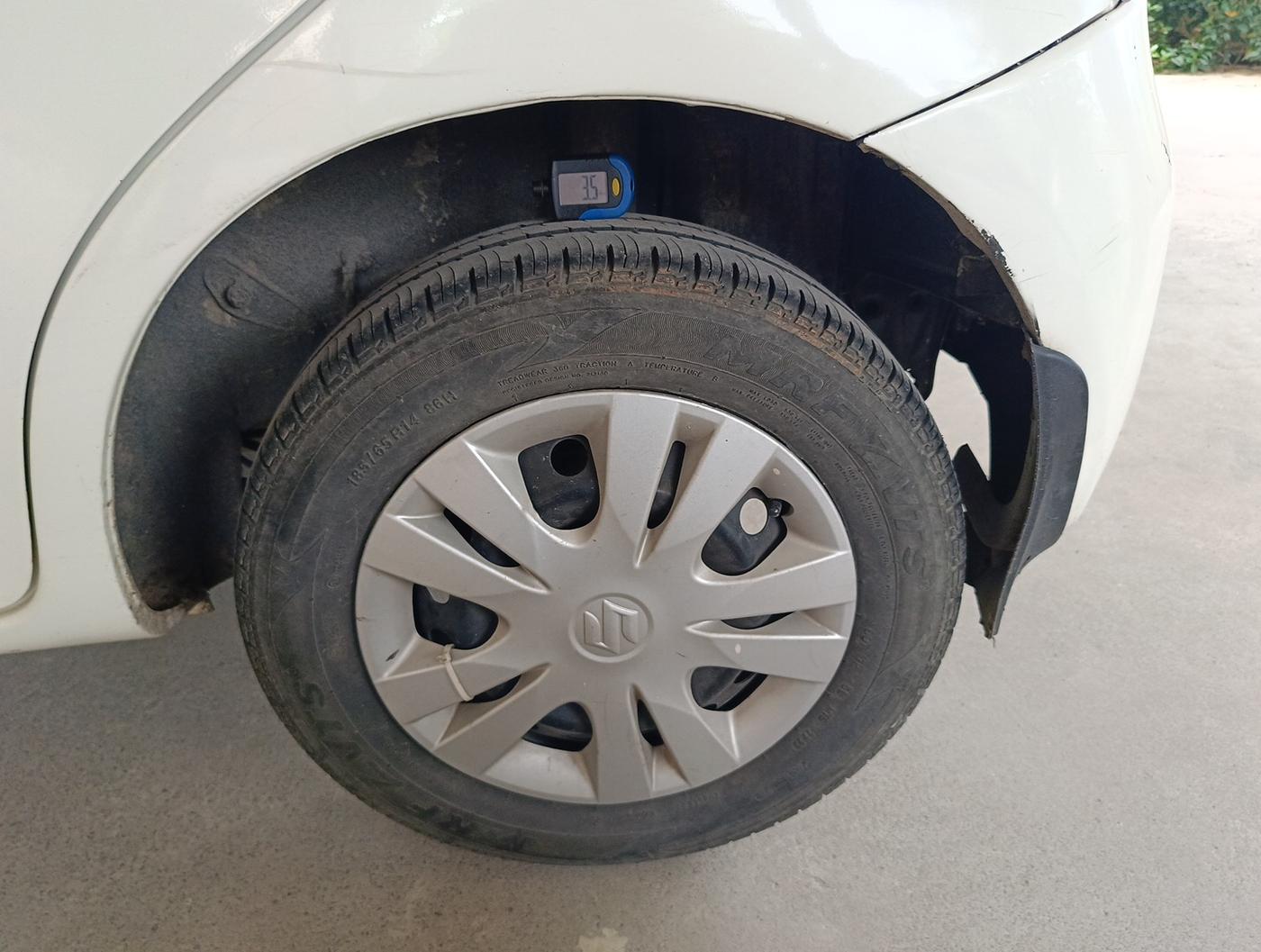 2011 Toyota Etios GD, Diesel, Manual, 1,65,655 km, tyre