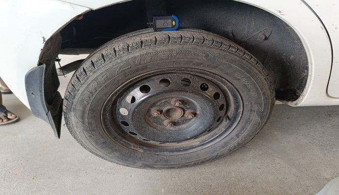 2011 Toyota Etios GD, Diesel, Manual, 1,65,655 km, tyre