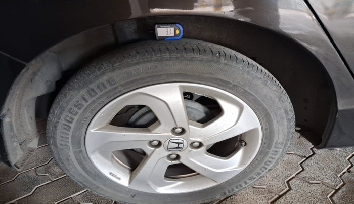 2015 Honda City 1.5L I-VTEC V MT, Petrol, Manual, 87,051 km, tyre
