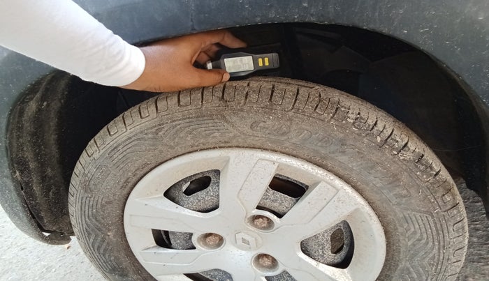 2016 Renault Kwid RXT 0.8, Petrol, Manual, 63,788 km, tyre