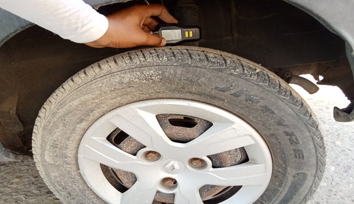 2016 Renault Kwid RXT 0.8, Petrol, Manual, 63,788 km, tyre