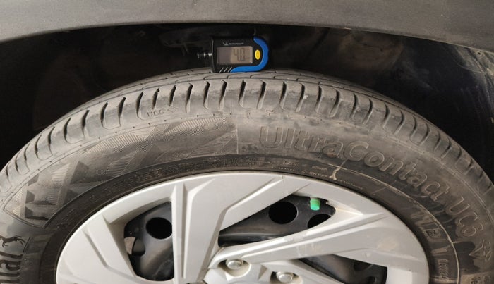 2020 Hyundai Creta EX 1.5 DIESEL, Diesel, Manual, 1,02,295 km, tyre