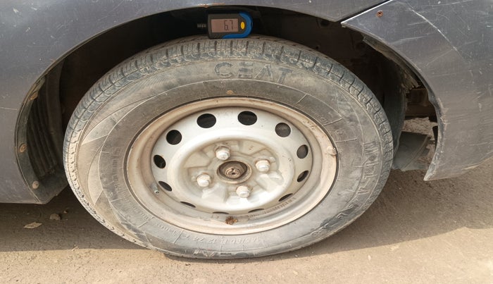2012 Hyundai Eon D-LITE O, Petrol, Manual, 1,00,000 km, tyre