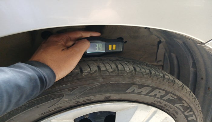 2018 Maruti Wagon R 1.0 VXI AMT, Petrol, Automatic, 69,887 km, tyre