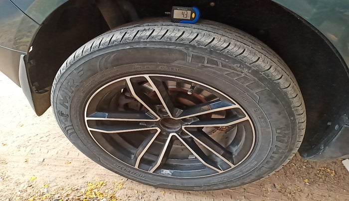 2018 Mahindra MARAZZO M2 8 STR, Diesel, Manual, 93,549 km, tyre