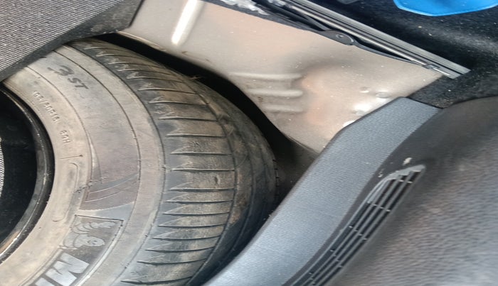 2017 Honda WR-V 1.5L I-DTEC VX MT, Diesel, Manual, 30,555 km, tyre