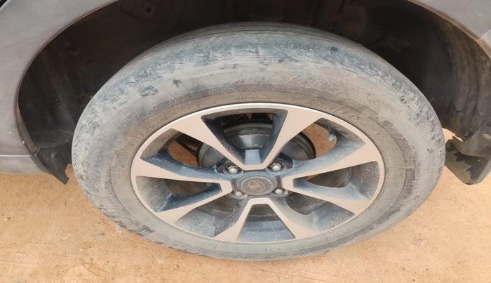 2021 Tata NEXON XZ PLUS DIESEL, Diesel, Manual, 77,185 km, tyre
