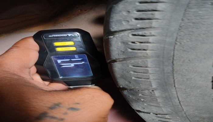 2014 Maruti Celerio VXI AMT, Petrol, Automatic, 61,343 km, tyre