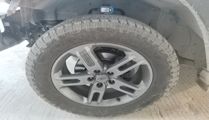 2021 Mahindra Thar LX D 4WD MT CONVERTIBLE, Diesel, Manual, 77,726 km, tyre