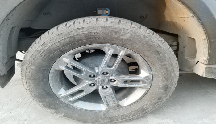 2021 Mahindra Thar LX D 4WD MT CONVERTIBLE, Diesel, Manual, 77,726 km, tyre