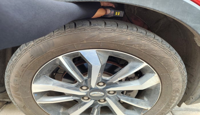 2019 Mahindra XUV300 W8 (O) 1.5 DIESEL, Diesel, Manual, 55,956 km, tyre