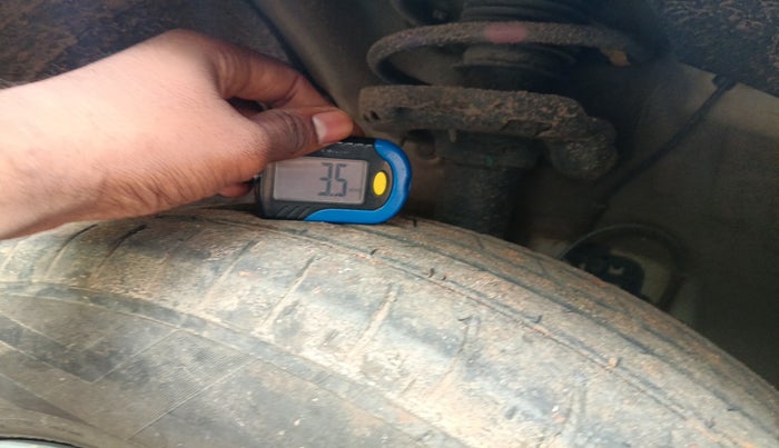 2021 Hyundai VENUE S+ 1.2, Petrol, Manual, 42,000 km, tyre