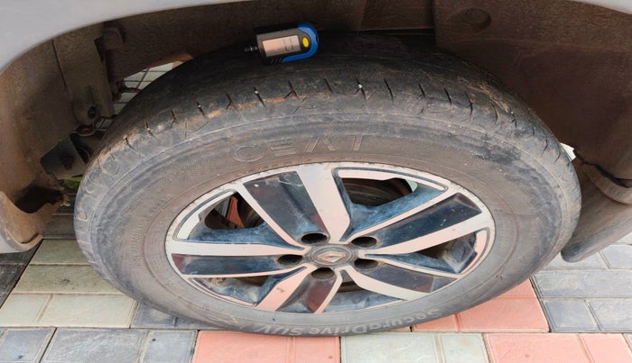 2018 Renault Duster 110 PS RXS SANDSTORM EDITION DIESEL, Diesel, Manual, 1,57,738 km, tyre