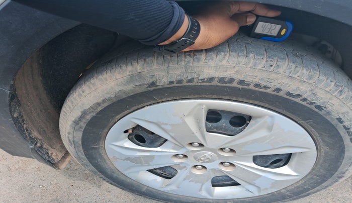 2018 Hyundai Creta E PLUS 1.4 DIESEL, Diesel, Manual, 1,00,476 km, tyre