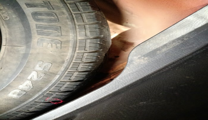 2017 Maruti Swift Dzire VXI (O), Petrol, Manual, 64,579 km, tyre