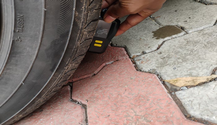 2014 Jaguar XF 3.0 DIESEL, Diesel, Automatic, 89,394 km, tyre