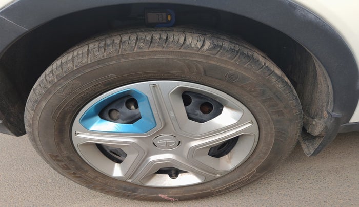 2022 Tata NEXON EV XM, Electric, Automatic, 10,982 km, tyre