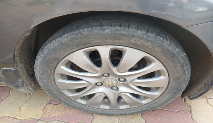 2018 Maruti Baleno ALPHA CVT PETROL 1.2, Petrol, Automatic, 1,32,221 km, tyre