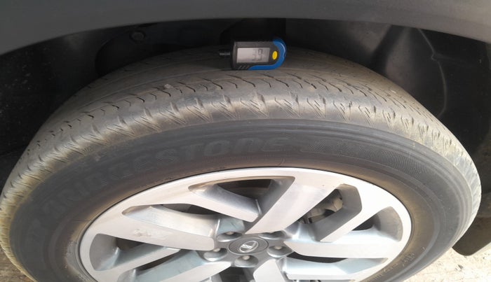 2022 Tata Safari XZA PLUS, Diesel, Automatic, 83,000 km, tyre