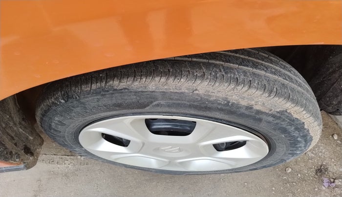 2020 Maruti S PRESSO VXI PLUS AMT, Petrol, Automatic, 24,502 km, tyre