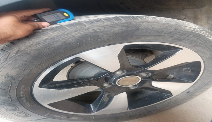 2018 Tata NEXON XZA PLUS PETROL, Petrol, Automatic, 33,033 km, tyre