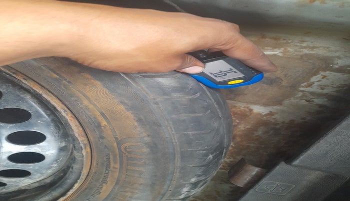 2014 Honda City 1.5L I-DTEC V, Diesel, Manual, 1,09,362 km, tyre